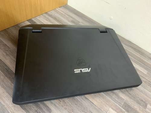 **ASUS REPUBLIC OF GAMING LAPTOP**ROG**QUAD CORE i7**17.3" FHD LED**GTX GRAPHICS**16GB MEMORY**SSD**