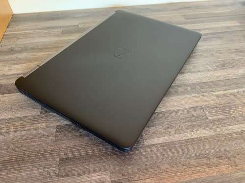 **MONSTER SPEC**Dell Latitude E7280**7th Gen i7**8GB Ram**256GB SSD**12.5" FHD**