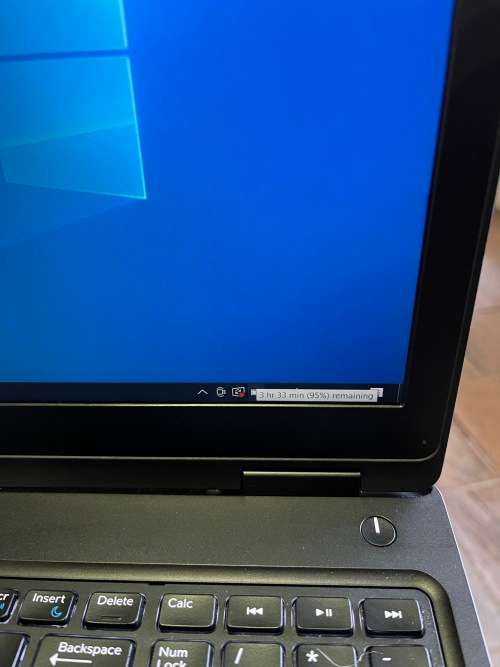 **MONSTER SPEC**Dell Latitude E5590**8th Gen CORE i7**8GB DDR4 Ram**256GB SSD**15.6` FHD**
