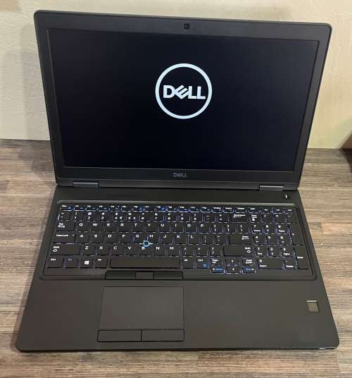 **MONSTER SPEC**Dell Latitude E5590**8th Gen CORE i7**8GB DDR4 Ram**256GB SSD**15.6` FHD**