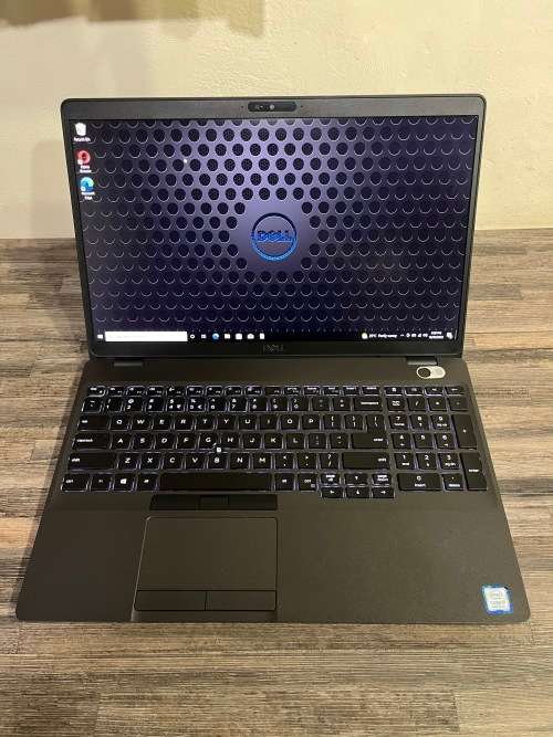 **GAMING OR ENGINEERING**Dell Precision 3540*8th Quad Core i7**16GB DDR4**512GB SSD**FHD**AMD RADEON