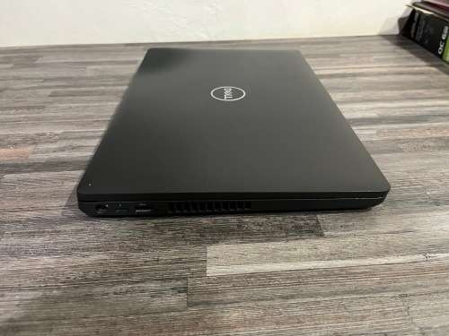 **GAMING OR ENGINEERING**Dell Precision 3540*8th Quad Core i7**16GB DDR4**512GB SSD**FHD**AMD RADEON
