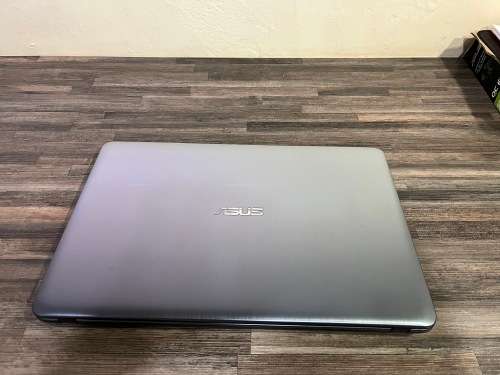 **Asus Vivobook R541U**7th Gen i5**128GB SSD**16GB MEMORY**NVIDIA GPU**FULL HD LED**