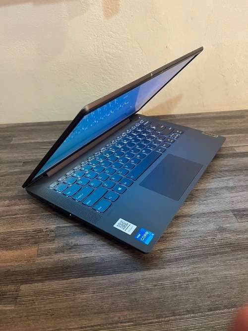 **Latest Lenovo 5**11th Gen**DDR4**256GB SSD**14` FHD IPS**BACKLIT KB**