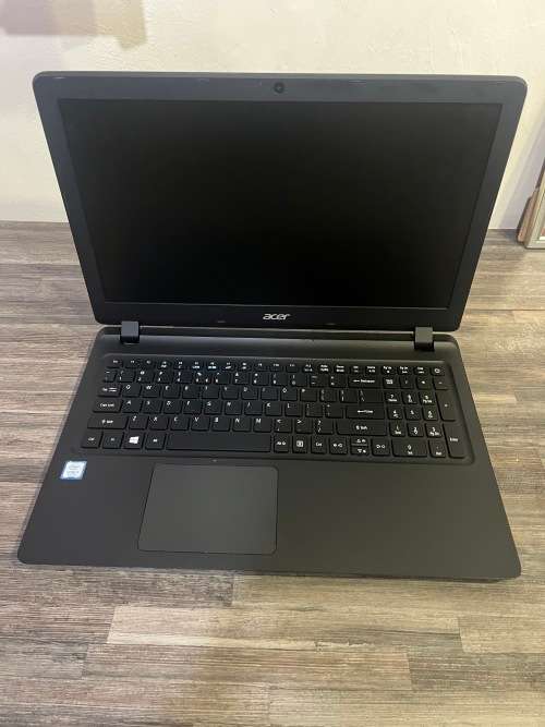 **ACER Extensa 2540**7th Gen CORE i5**8GB DDR4**1TB HDD**15.6`LED**