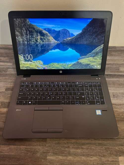 **Gaming/Engineering**HP Zbook 15u G4**7th Gen i7**256GB SSD+ 500GB**FULL HD**16GB DDR4**AMD FIREPRO