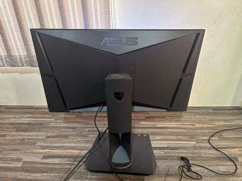 ASUS ROG SWIFT PG278Q 27` 3D WQHD 2560x1440 LED 1ms 144Hz Gaming Monitor