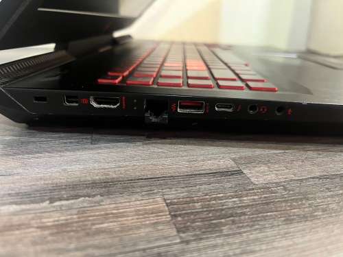 **MONSTER GAMING LAPTOP**HP OMEN 17 SHADOW**QUAD CORE I7**32Gb DDR4**2TB+SSD**8GB GTX 1070**17` FHD*