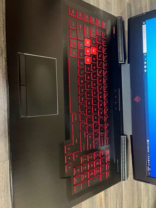 **MONSTER GAMING LAPTOP**HP OMEN 17 SHADOW**QUAD CORE I7**32Gb DDR4**2TB+SSD**8GB GTX 1070**17` FHD*