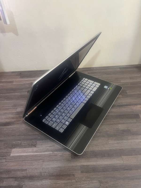 Gaming HP Pavilion 17 inch | Intel Core i7 | 16GB RAM | 256GB SSD | NVIDIA GTX 1050