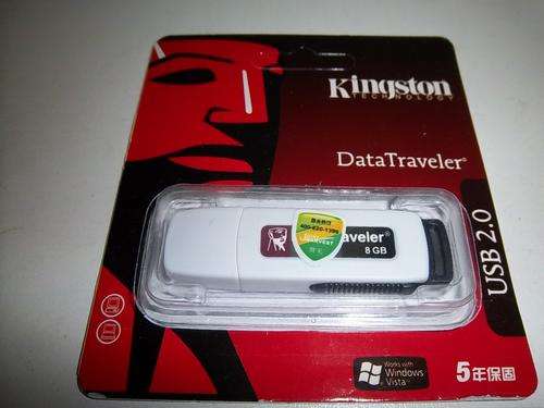 KINGSTON USB FLASH DRIVE 16gb