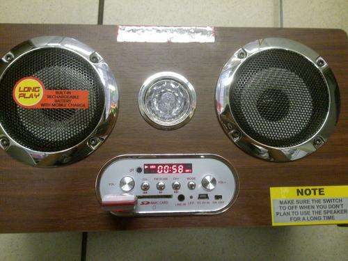PORTABLE SPEAKER