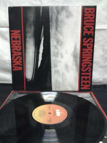 BRUCE SPRINGSTEEN -NEBRASKA Oiginal LP/VINYL/RECORD Made in USA in 1982 By CBS RECORDS
