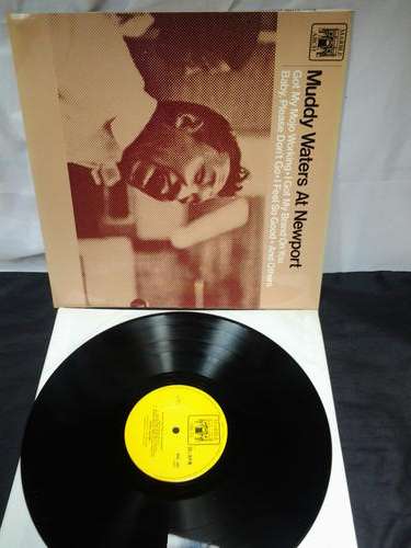 MUDDY WATERS AT NEWPORT...ORIGINAL VINYL/ RECORD/LP ENGLAND PRESS 19676