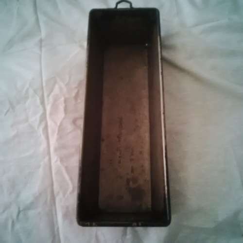 Bread pan