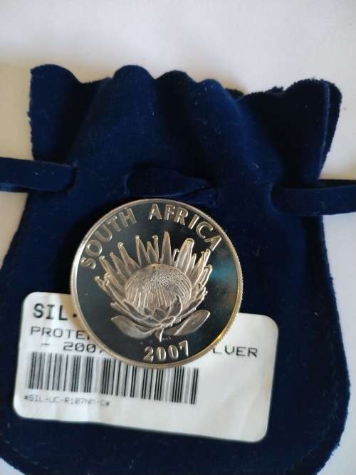 Crazy R1 Start! 2007 MANDELA SILVER R1 UNCIRCULATED