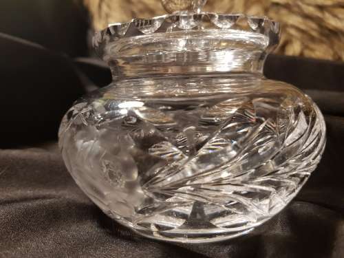 Set of fine cut crystal lidded sugar bowl and milk jug