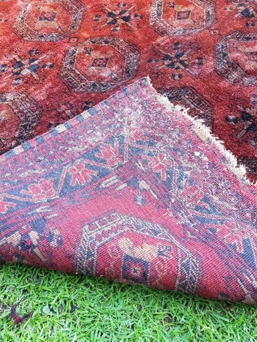 Thick Pile 128 cm x 160 cm Persian Rug in Burgundy