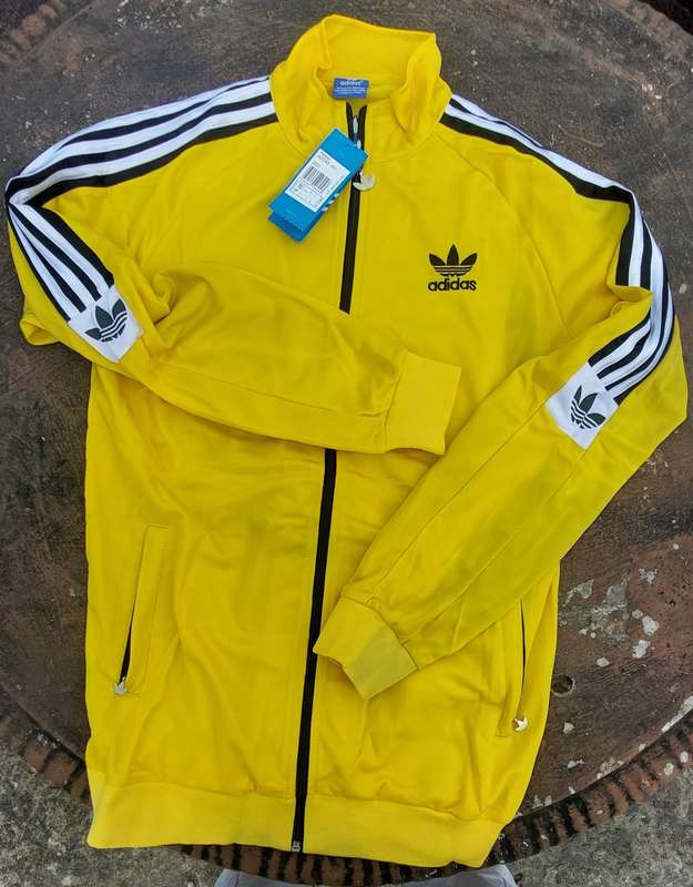 track suit top and bottom size LARGE