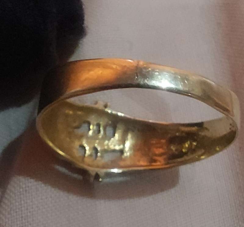 9CT GOLD DOLLAR SIGN RING