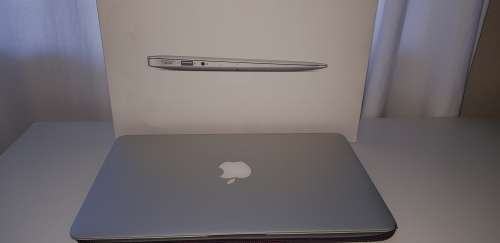Macbook Air 11-inch