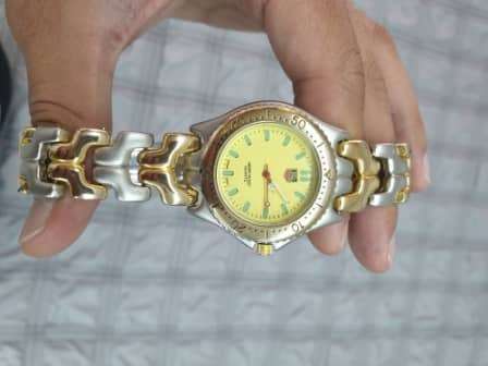 TAG HEUER WATCH FOR MEN. VINTAGE. STAINLESS STEEL. NO BOX