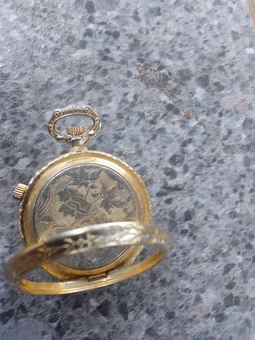 Antique watch. Not working.