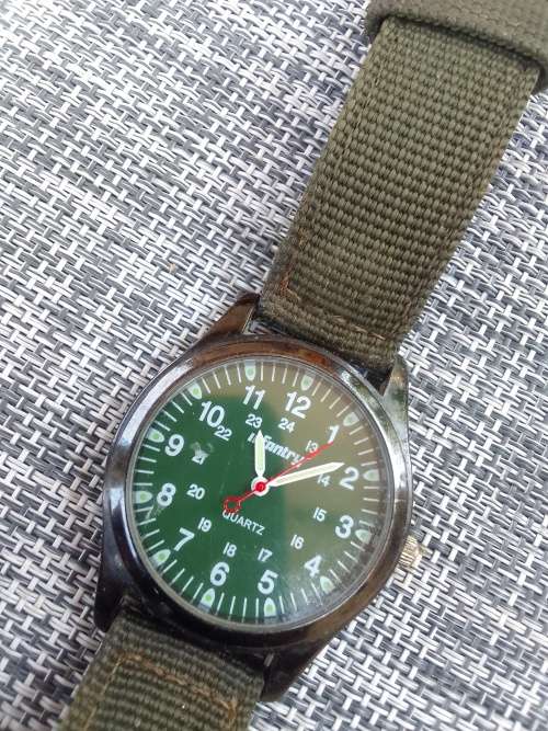 Infantry mens watch. works 100%