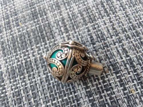 Sterling silver ball pendant.14mm weight 7 grams
