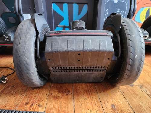 3 × Segway I2