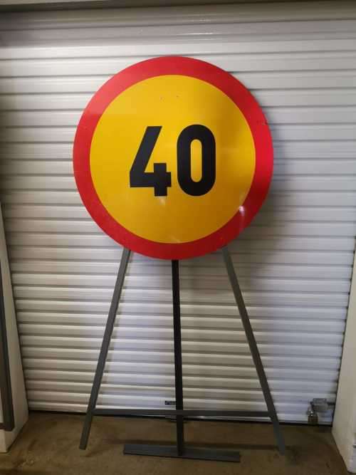 Road Sign Under construction, street cones Signs x 14
