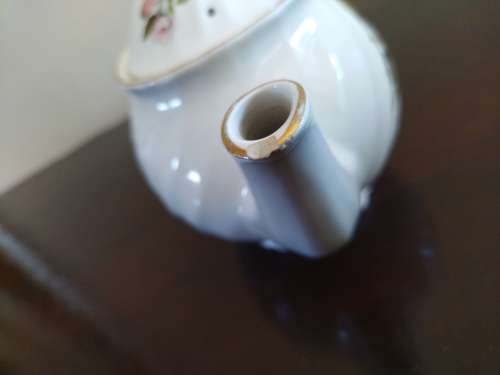 Staffordshire Teapot, Old Foley, England