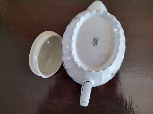 Staffordshire Teapot, Old Foley, England