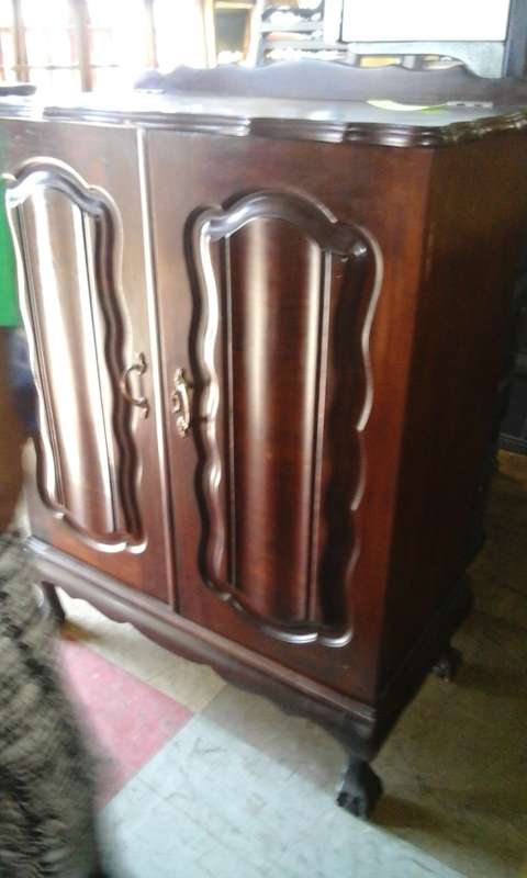 Imbuia Drinks cabinet