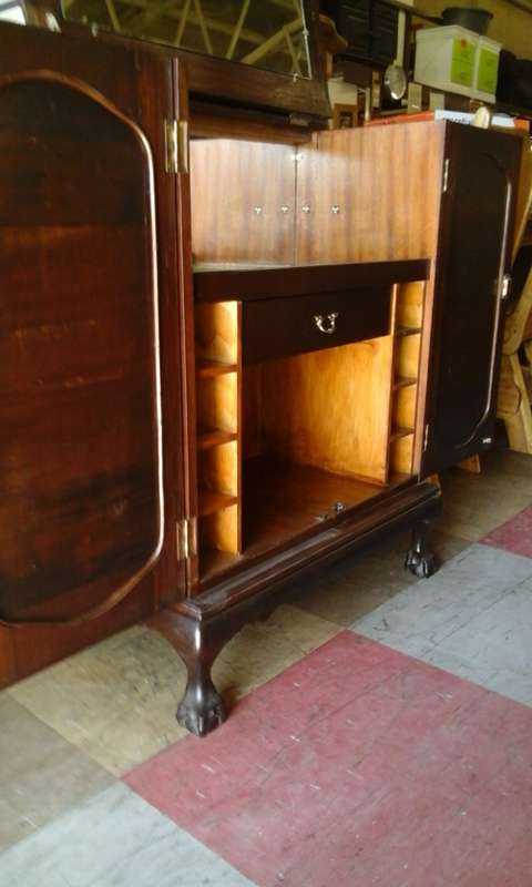 Imbuia Drinks cabinet