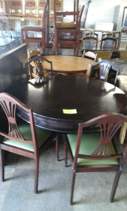 Solid wood round table & 4 chairs