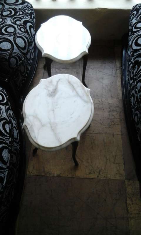 Marble tables 1 Large & 4 small coffee tables