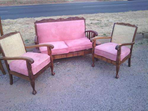 Ball and Claw; Ball & Claw; Solid Imbuia; Lounge Suite; Lounge Set; Naxaplex; Antique 