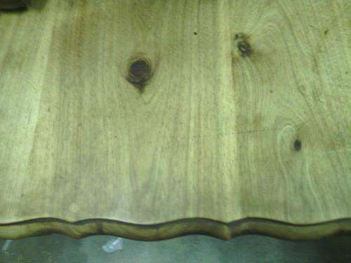 Swarthout Table top closeup
