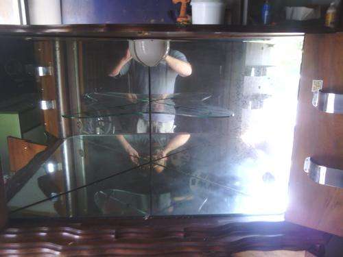 Corner Imbuia bar top compartment