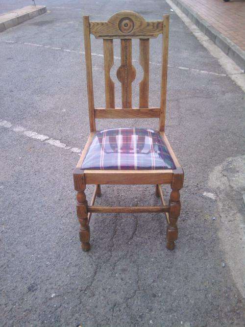 4 Oak chairs