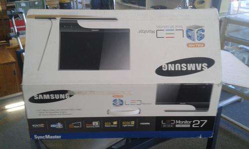 Samsung 27'inch 3D LED Full HD computer monitor