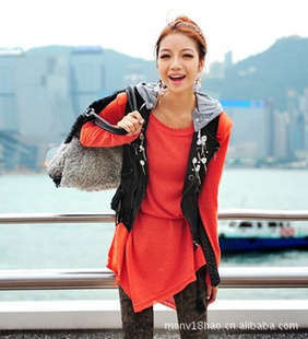 !!!!NEW ARRIVAL !!!! Orange cotton long-sleeve top. Size 32,34,36