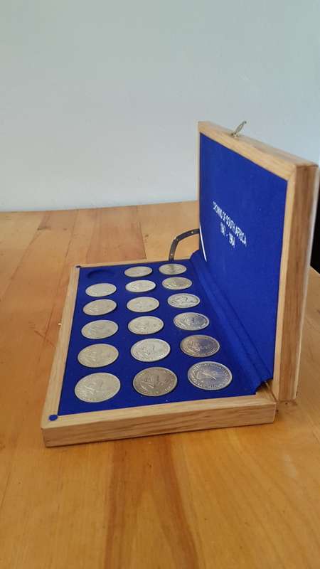 Set 1947-1964 (missing 1959) crowns(5 shillings) in beautiful wooden display case.