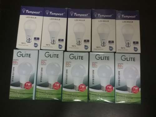 led globes clip or screw bid per globe