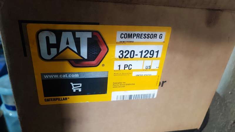 OEM SANDEN 7H15 4095 AC COMPRESSOR FOR CATERPILLAR PN 320-1291