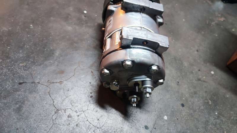 OEM SANDEN 7H15 4095 AC COMPRESSOR FOR CATERPILLAR PN 320-1291