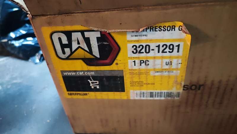 OEM SANDEN 7H15 4095 AC COMPRESSOR FOR CATERPILLAR PN 320-1291