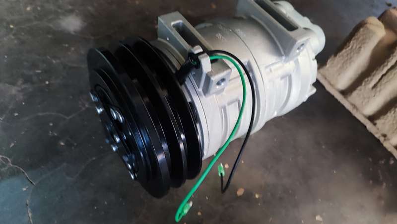 Seltec TM 21 universal aircon compressor
