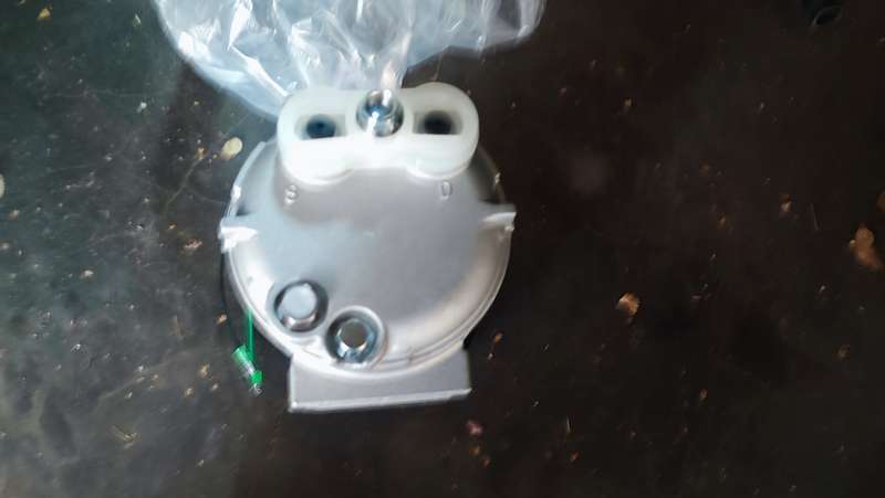 Seltec TM 21 universal aircon compressor